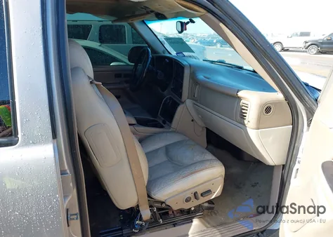 2005 Chevrolet Tahoe Lt z USA, uszkodzony, nr VIN 1GNEC13T65J240834